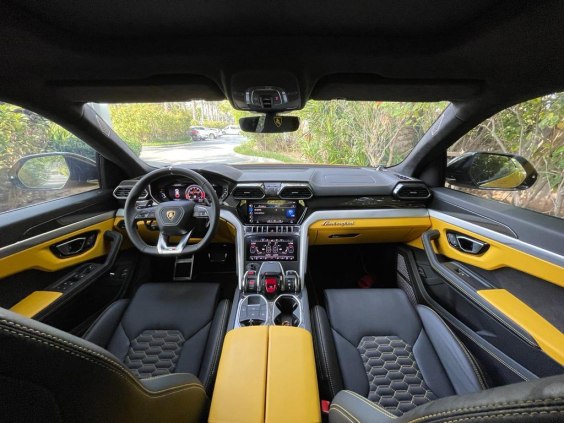 Lamborghini Urus 2022