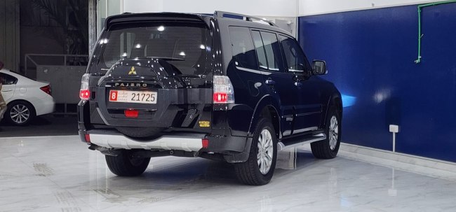 Mitsubishi Pajero 2022
