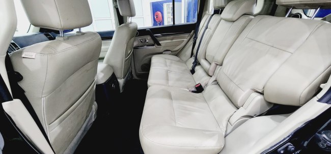 Mitsubishi Pajero 2022
