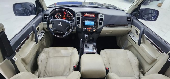 Mitsubishi Pajero 2022