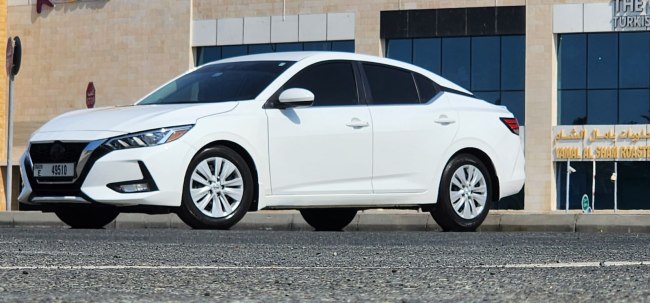 Nissan Sentra 2023
