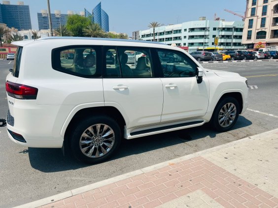 Toyota Landcruiser GX-R 2024